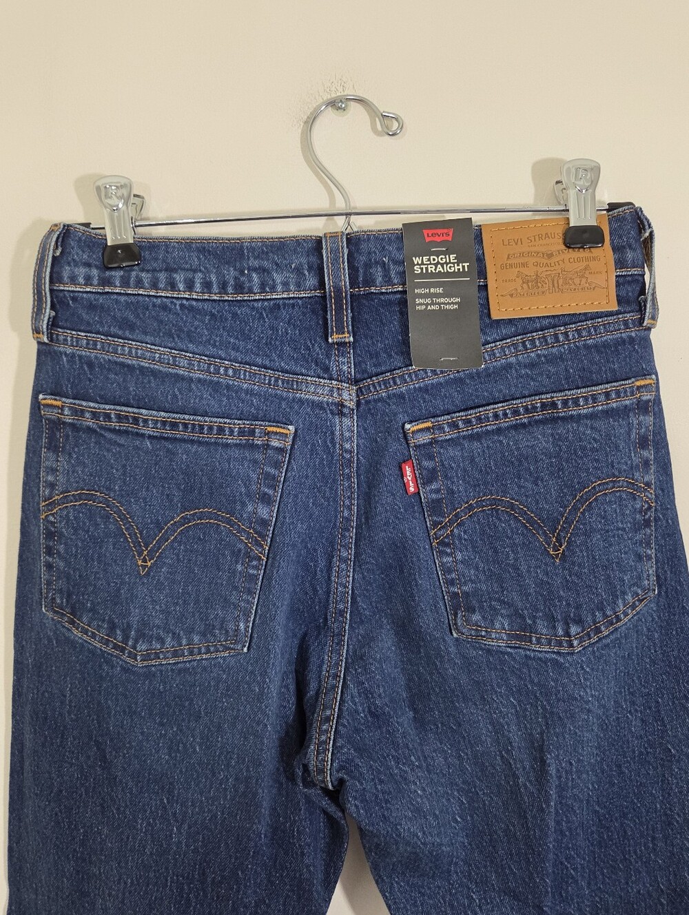 NWT Levi's Wedgie Straight Jeans Size 25 Salsa Charleston Outlasted Dark Wash - Picture 6 of 12